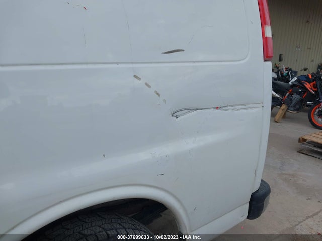 Chevrolet EXPRESS CARGO VAN 2019 1GCWGAFP9K1283530 Image 6