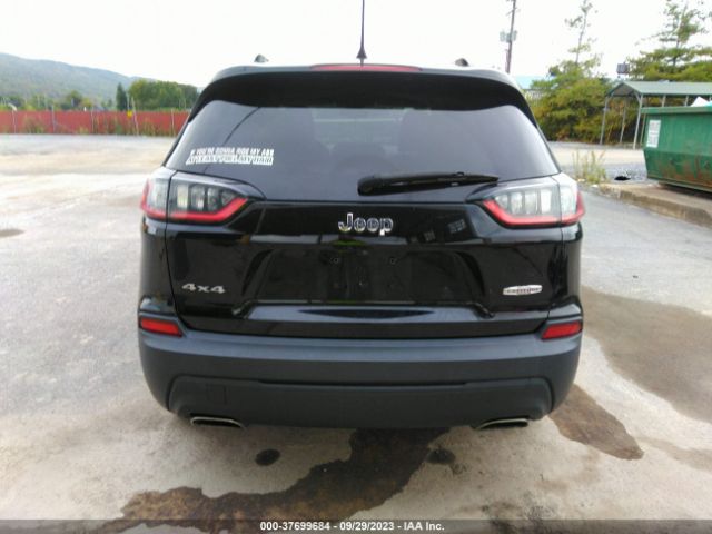 1C4PJMLN8KD158642 Jeep Cherokee Latitude Plus