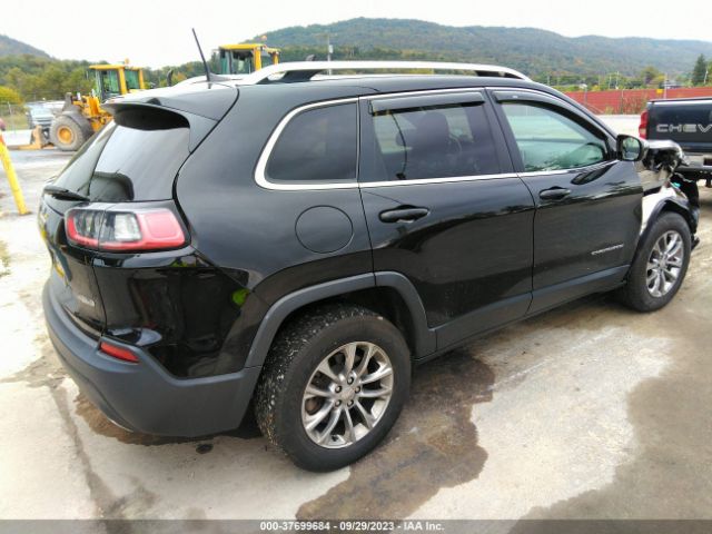 1C4PJMLN8KD158642 Jeep Cherokee Latitude Plus