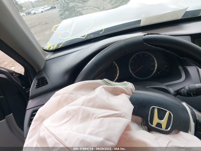 2012 HONDA ACCORD SDN EX-L VIN: 1HGCP2F82CA131240