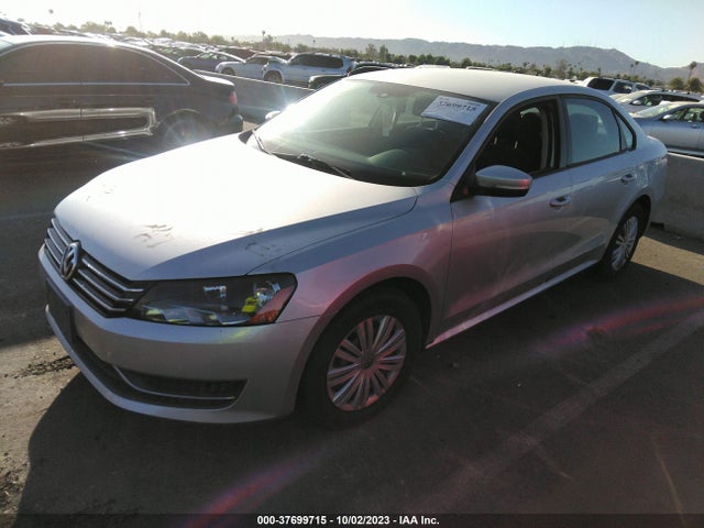 1VWAS7A35FC067858 Volkswagen Passat 1.8t S