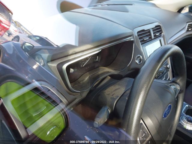 3FA6P0LU3KR240088 Ford Fusion Hybrid Se