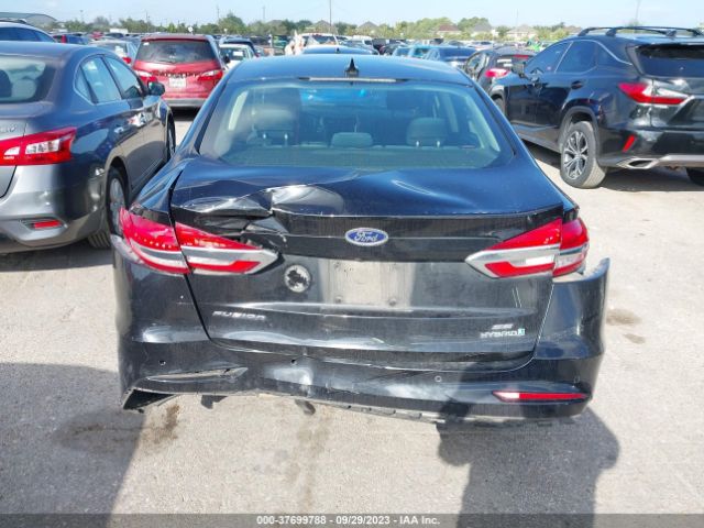 3FA6P0LU3KR240088 Ford Fusion Hybrid Se