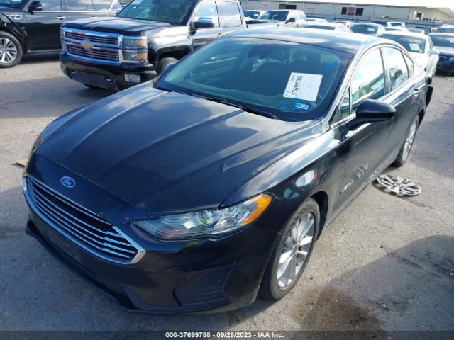 3FA6P0LU3KR240088 Ford Fusion Hybrid Se