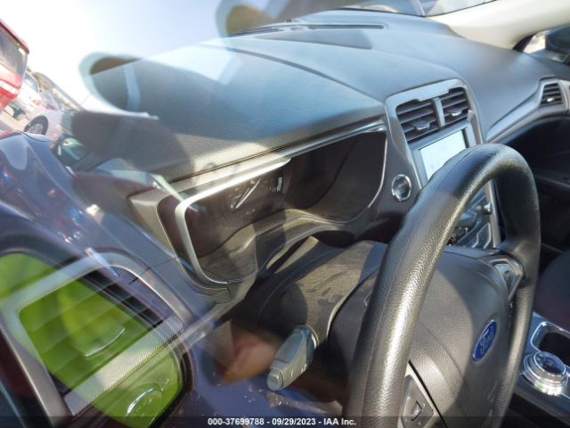 3FA6P0LU3KR240088 Ford Fusion Hybrid Se