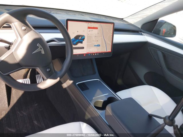 7SAYGDEF7PF692436 Tesla Model Y Performance