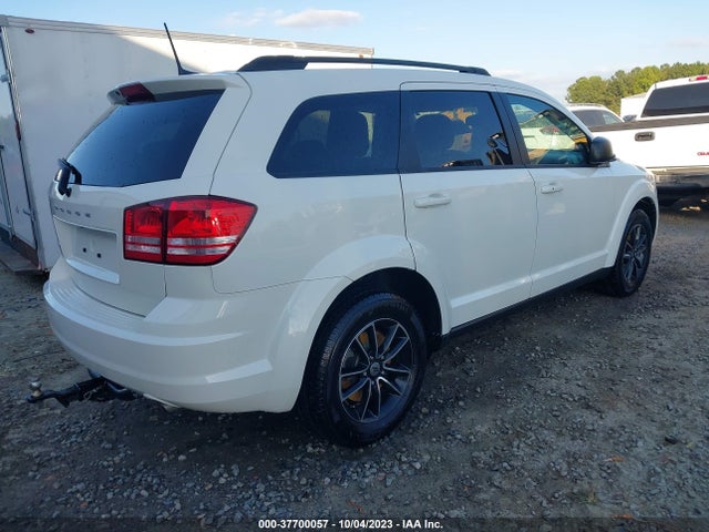 Dodge JOURNEY SE 2018 3C4PDCAB6JT429619 Image 4