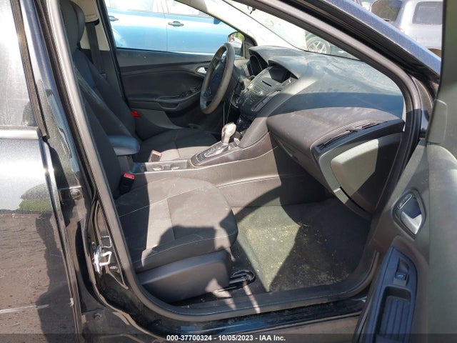 2015 FORD FOCUS SE VIN: 1FADP3F26FL316345