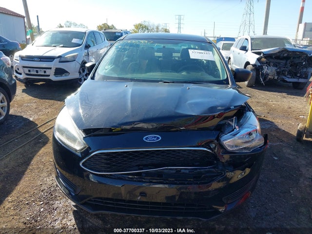 Ford FOCUS S 2017 1FADP3E22HL222175 Image 12