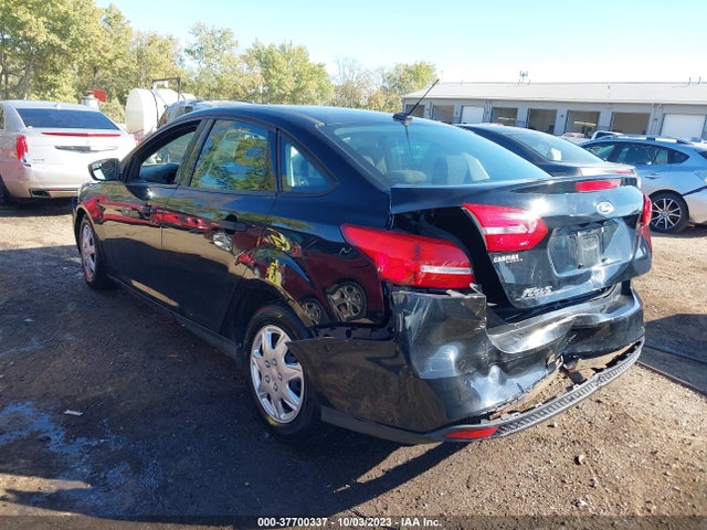 Ford FOCUS S 2017 1FADP3E22HL222175 Image 3