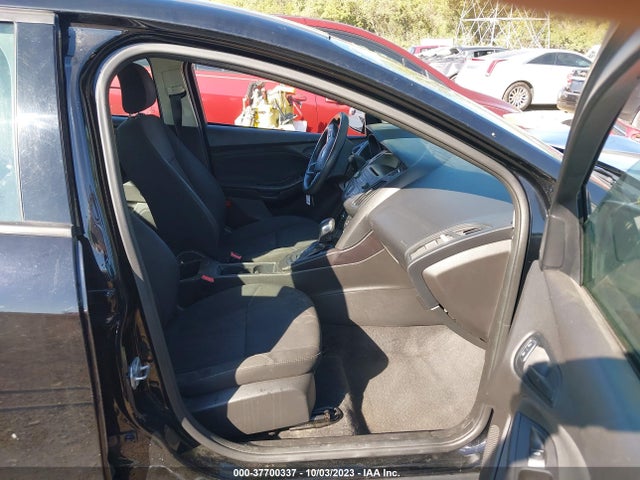 Ford FOCUS S 2017 1FADP3E22HL222175 Image 5