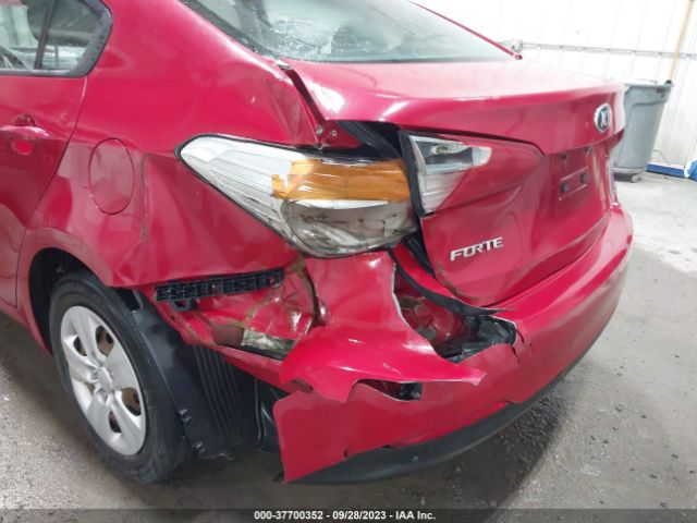 KNAFK4A63E5075071 KIA FORTE LX