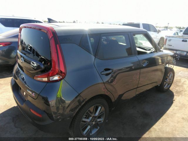 KNDJ23AU3M7796144 KIA SOUL S