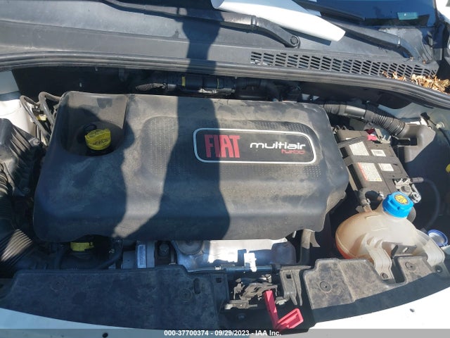 2014 FIAT 500L ZFBCFABHXEZ024364 Photo 9