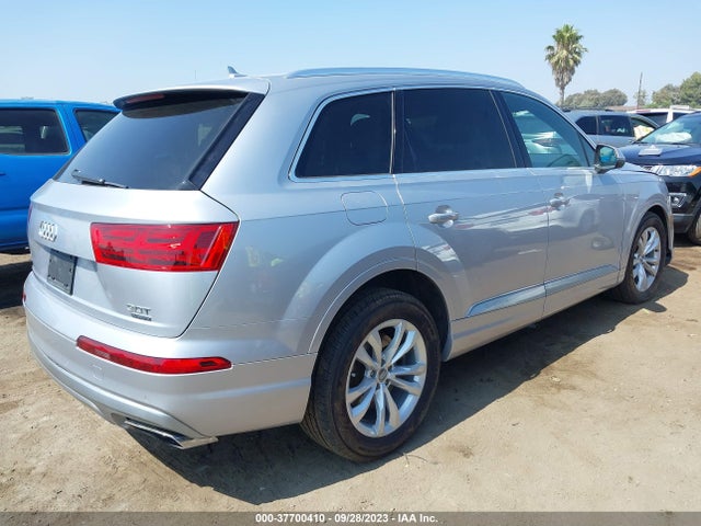 2018 AUDI Q7 PREMIUM PLUS VIN: WA1LAAF72JD018928