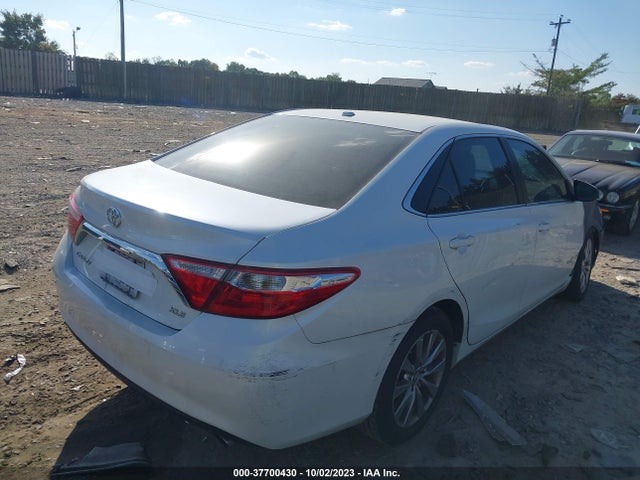 2015 TOYOTA CAMRY XLE VIN: 4T1BF1FK3FU992685