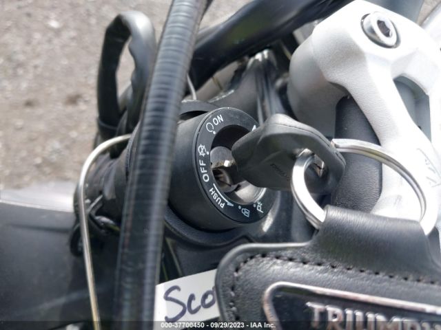 2023 TRIUMPH MOTORCYCLE STREET TRIPLE SMTA554S1PTBE1442 Photo 10