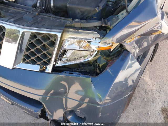 2005 NISSAN PATHFINDER XE VIN: 5N1AR18W55C754702