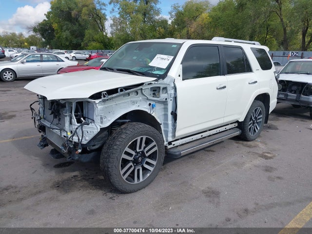 Toyota 4runner Limited 2022 JTEKU5JR0N6072307 Image 2
