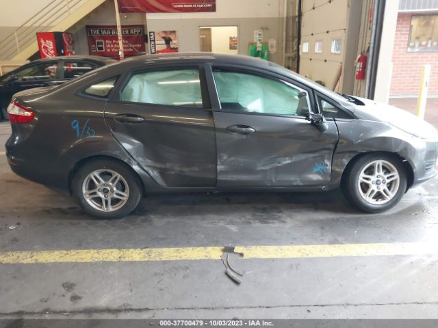 3FADP4BJ7JM132705 Ford FIESTA SE
