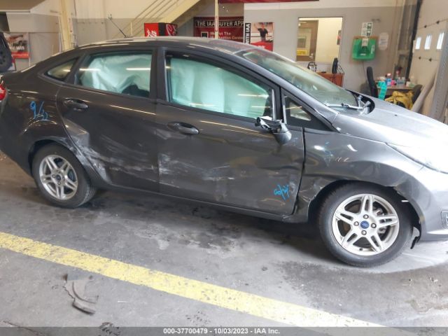 3FADP4BJ7JM132705 Ford FIESTA SE