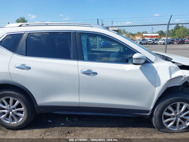 2017 NISSAN ROGUE SV VIN: JN8AT2MVXHW007757