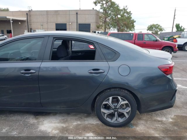 3KPF24AD8KE120409 KIA Forte Lxs