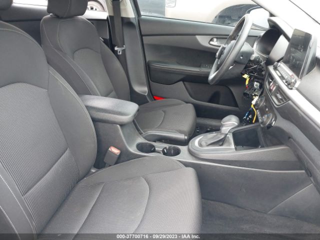 3KPF24AD8KE120409 KIA Forte Lxs