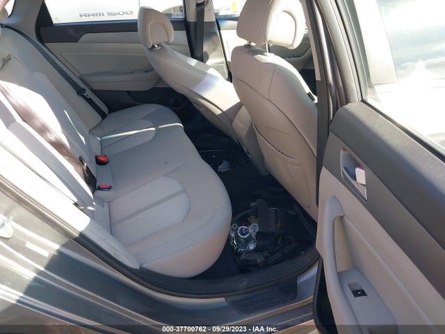 Hyundai Sonata Hybrid Se 2017 KMHE24L36HA070939 Image 8