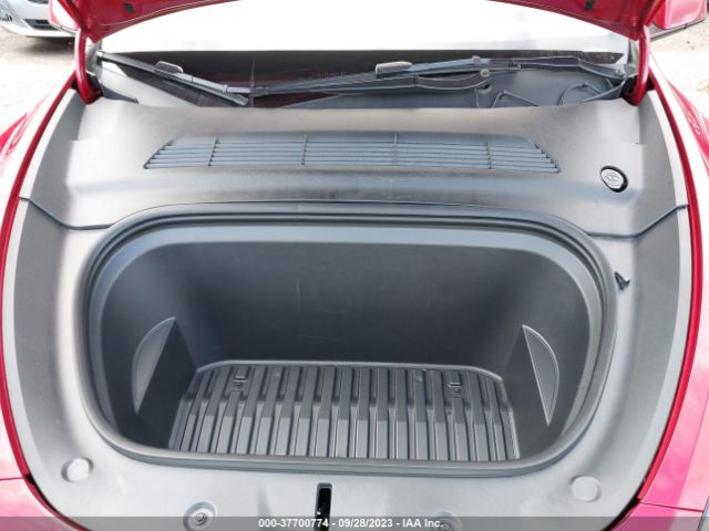 7SAYGDEF1NF416735 Tesla Model Y Performance
