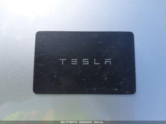 7SAYGDEF1NF416735 Tesla Model Y Performance