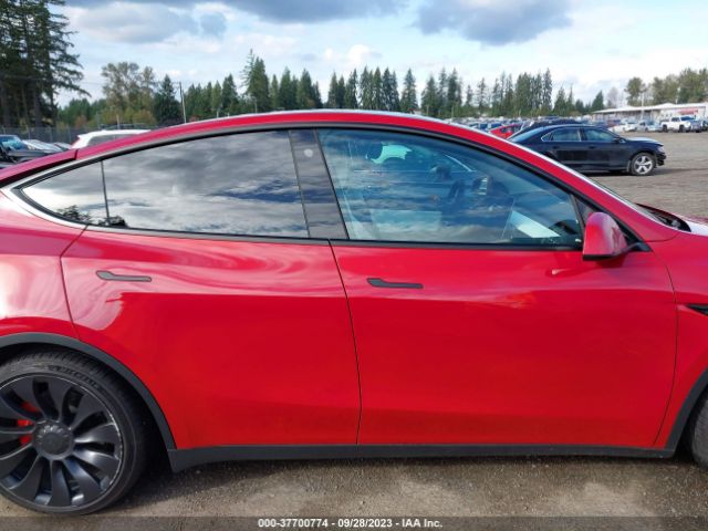 7SAYGDEF1NF416735 Tesla Model Y Performance