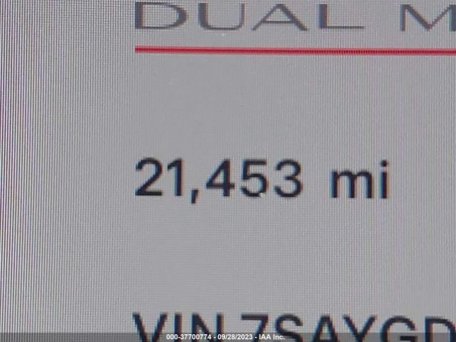 7SAYGDEF1NF416735 Tesla Model Y Performance