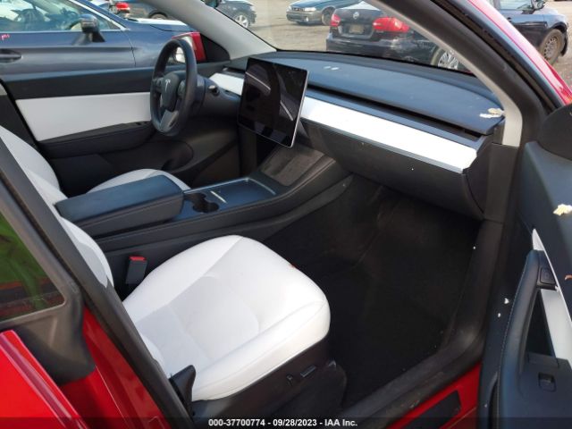 7SAYGDEF1NF416735 Tesla Model Y Performance