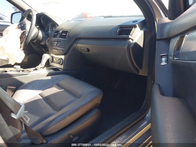 2008 MERCEDES-BENZ C 300 SPORT/LUXURY/ VIN: WDDGF54X68F065449