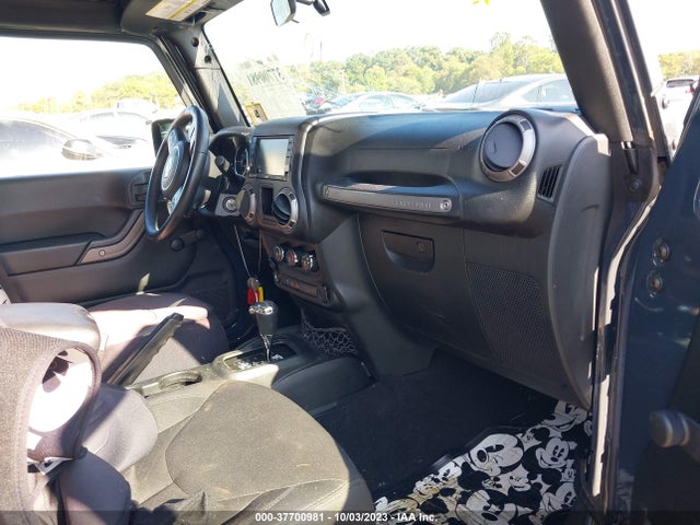 2017 JEEP WRANGLER UNLIMITED SPORT VIN: 1C4BJWDGXHL592985