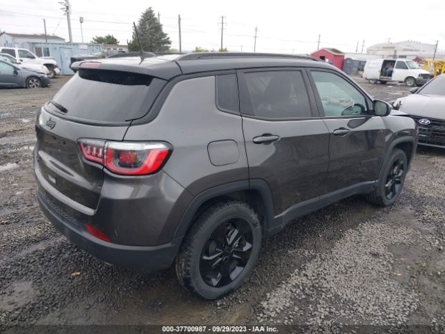 3C4NJDBB5JT433634 Jeep Compass Altitude