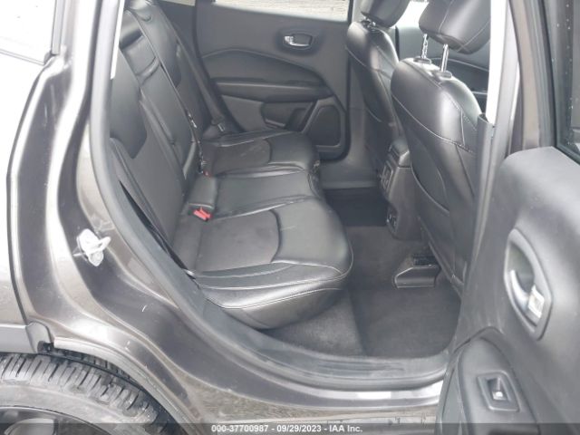 3C4NJDBB5JT433634 Jeep Compass Altitude