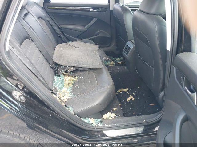 1VWCT7A39FC007393 Volkswagen Passat 1.8t Sel Premium