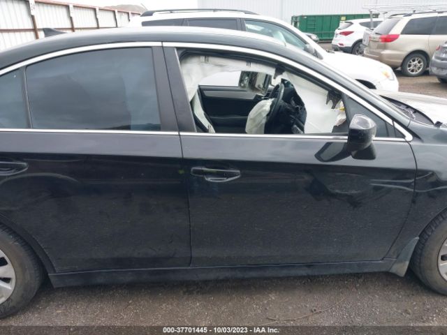 4S3BNAC69H3035601 Subaru Legacy Premium
