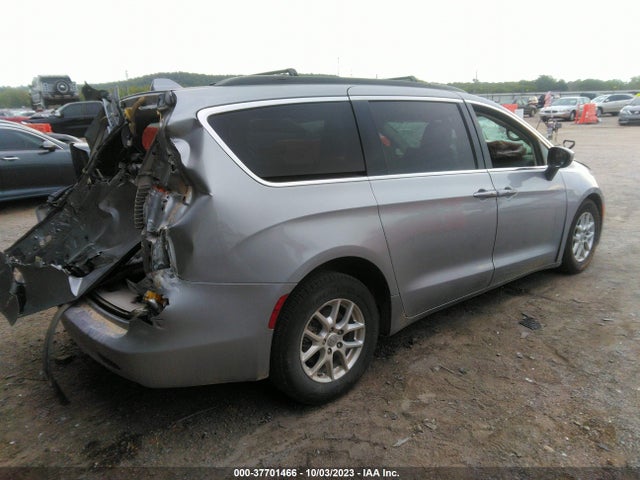 2C4RC1DGXLR265126 Chrysler Voyager Lxi