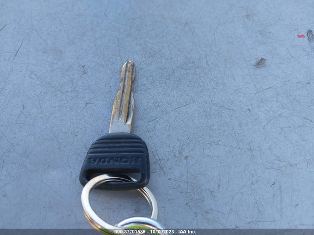 1998 HONDA CIVIC EX VIN: 2HGEJ8646WH566813