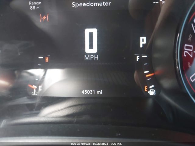 2C3CDZAG1JH143266 Dodge Challenger Sxt