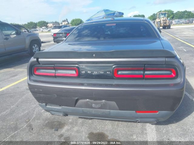 2C3CDZAG1JH143266 Dodge Challenger Sxt