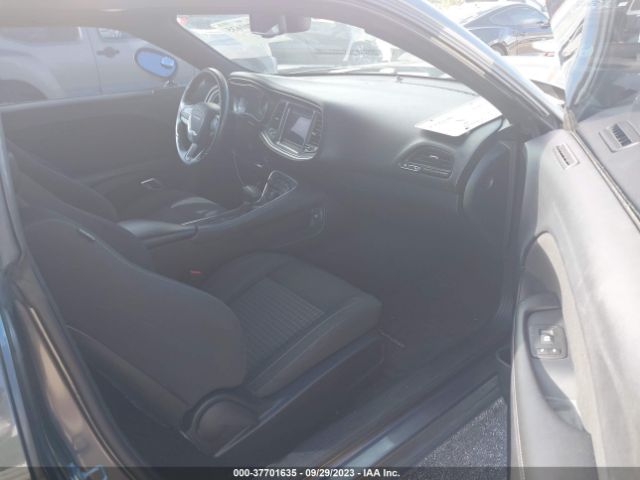 2C3CDZAG1JH143266 Dodge Challenger Sxt