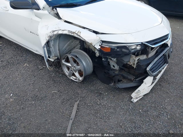 2018 CHEVROLET MALIBU LS VIN: 1G1ZC5ST6JF153539