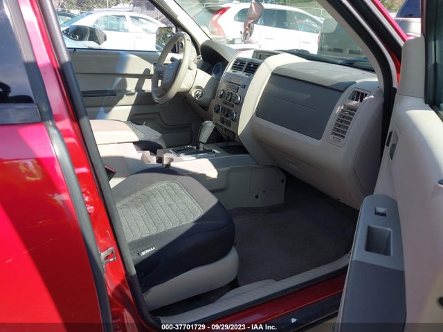 2008 FORD ESCAPE XLT VIN: 1FMCU93Z68KB05878
