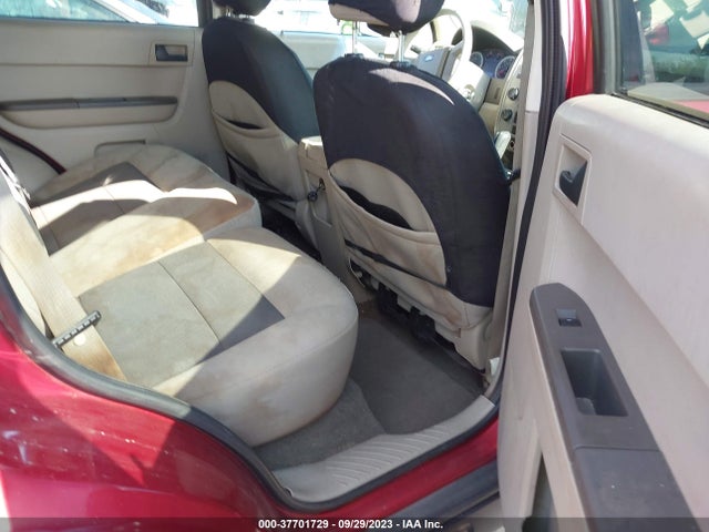 2008 FORD ESCAPE XLT VIN: 1FMCU93Z68KB05878