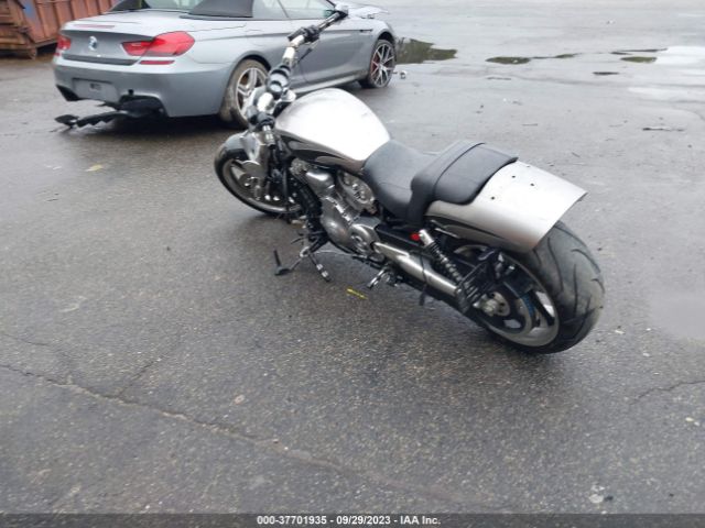2016 HARLEY-DAVIDSON VRSCF 1HD1HPH13GC806151 Photo 2