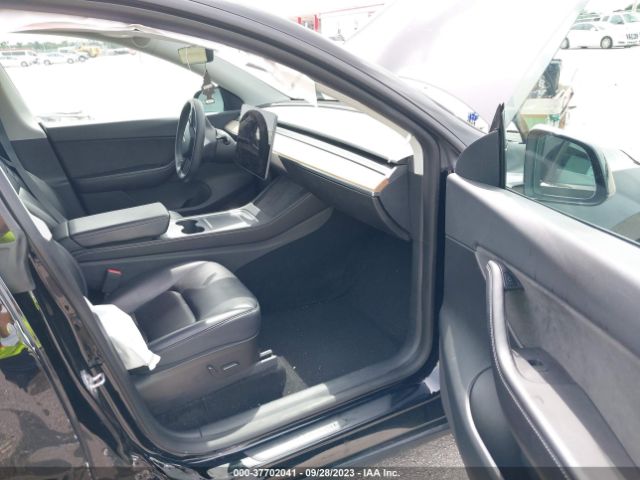 7SAYGDEE4NF320105 Tesla Model Y Long Range Dual Motor All-wheel Drive